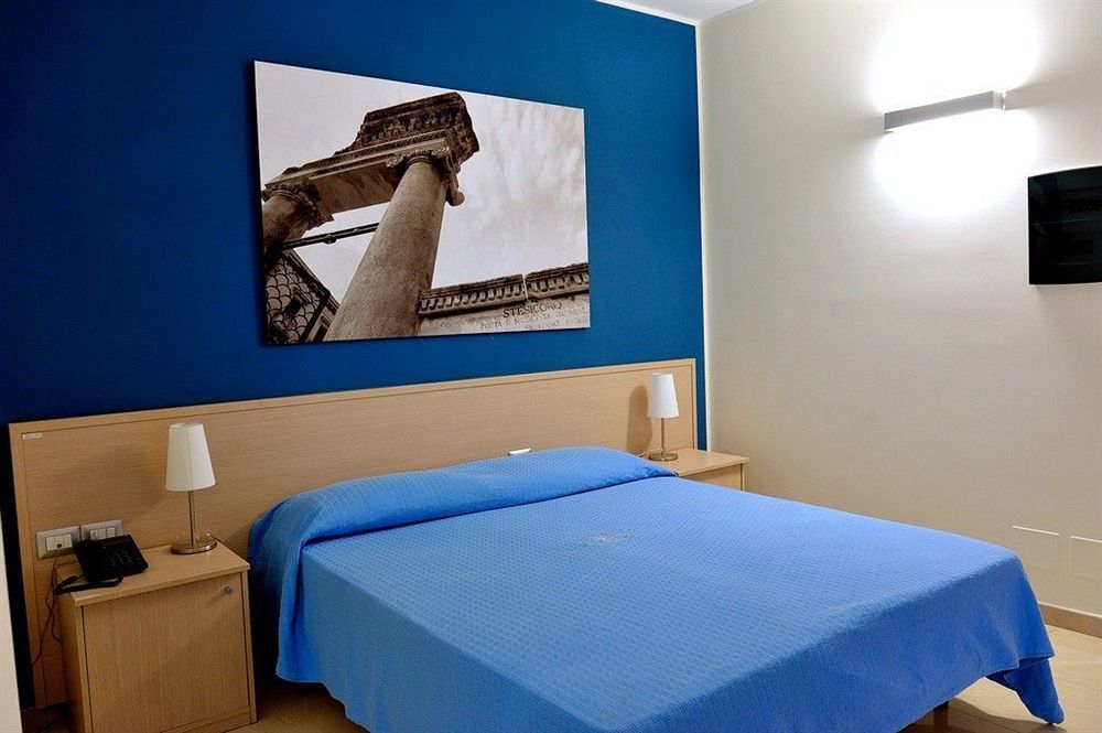 Hotel Residence Empedocle メッシーナ エクステリア 写真