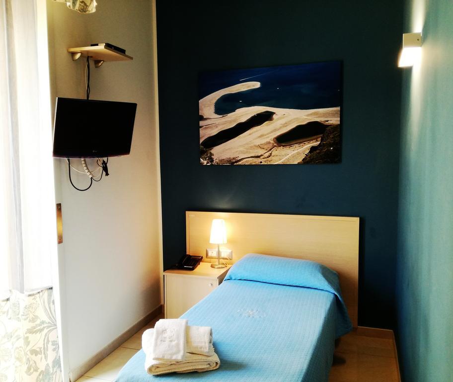 Hotel Residence Empedocle メッシーナ エクステリア 写真