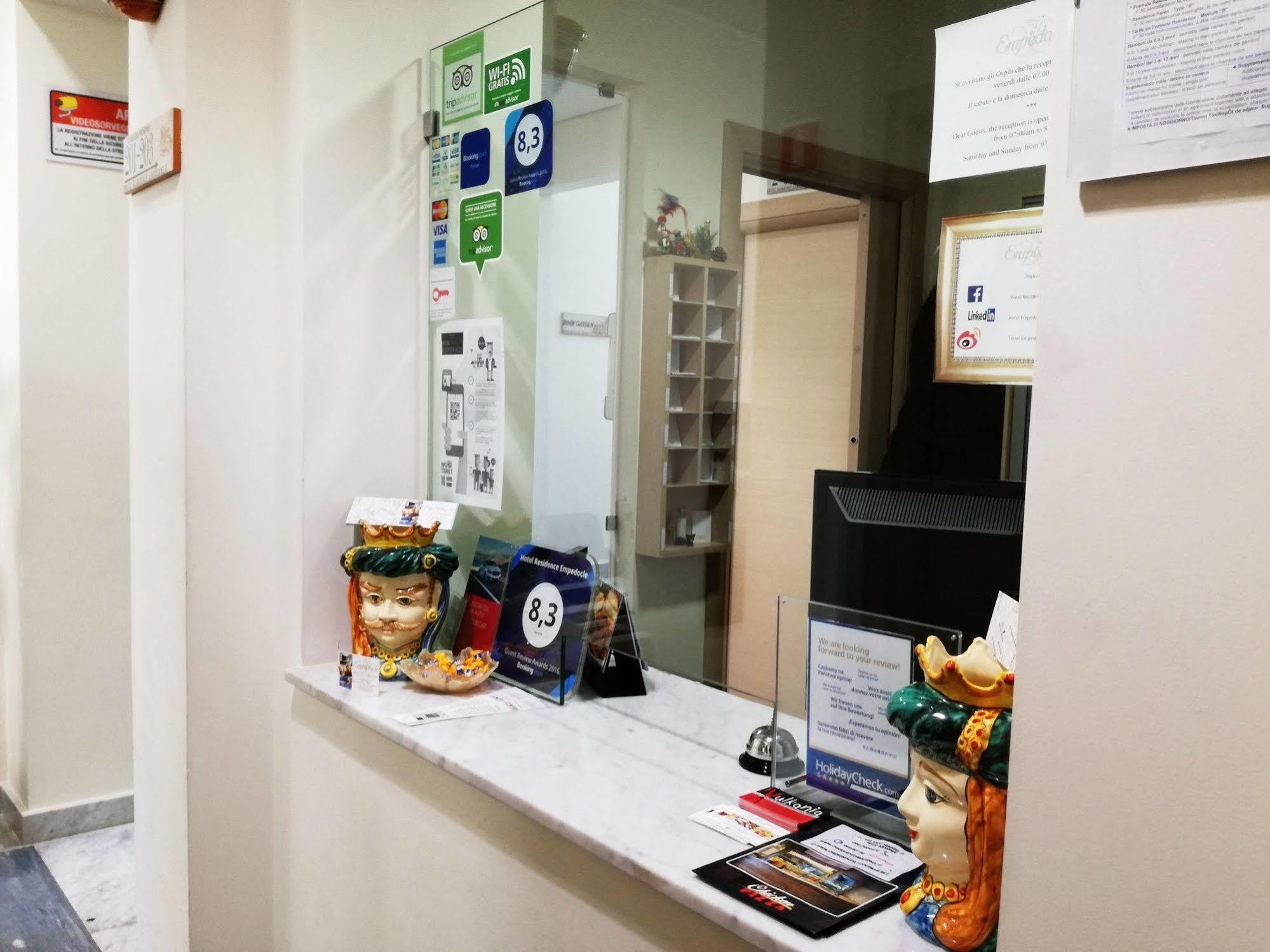 Hotel Residence Empedocle メッシーナ エクステリア 写真